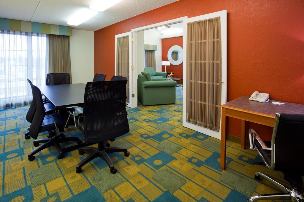 La Quinta Inn Chicago Окбрук Террас Экстерьер фото