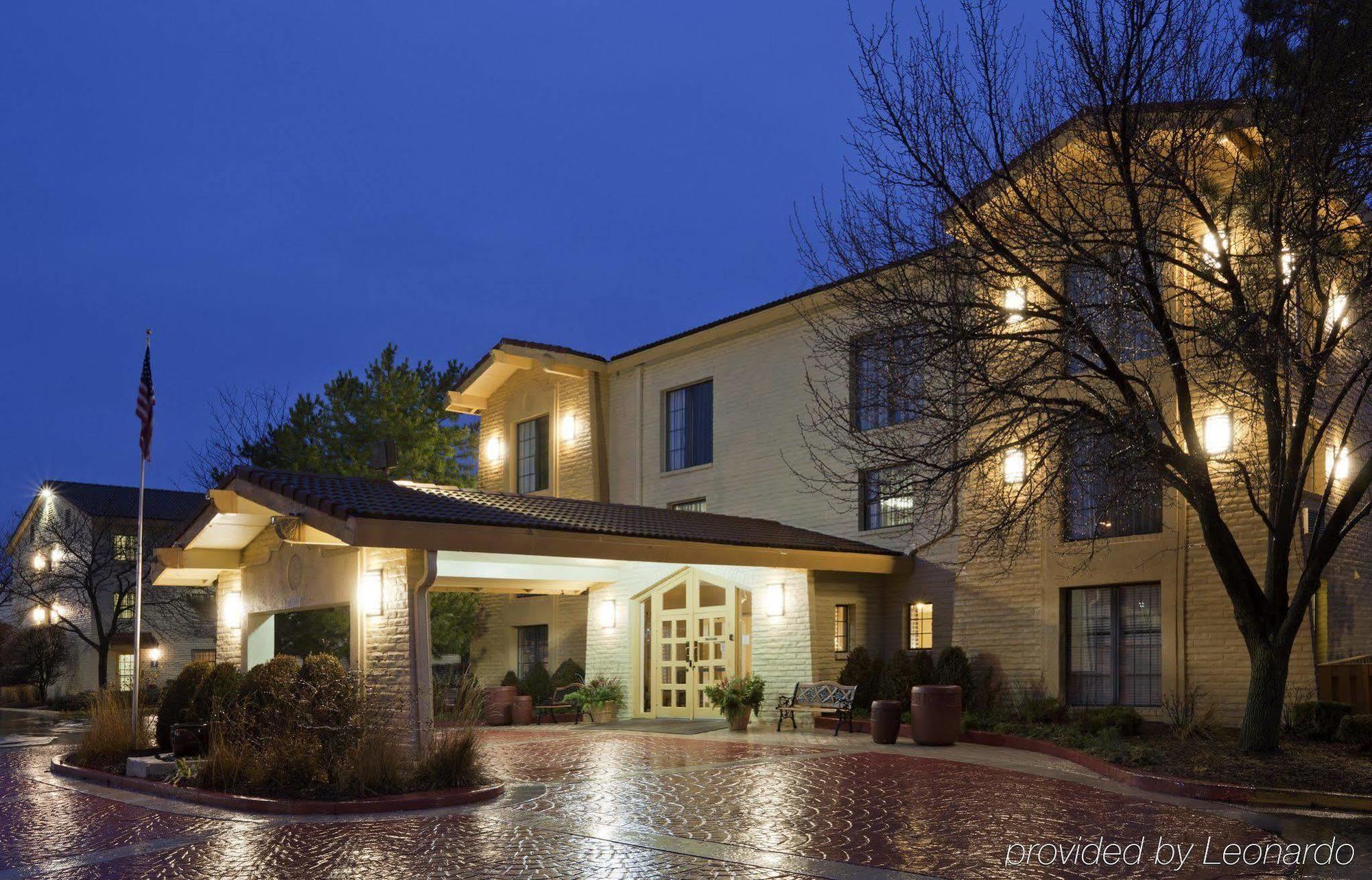 La Quinta Inn Chicago Окбрук Террас Экстерьер фото